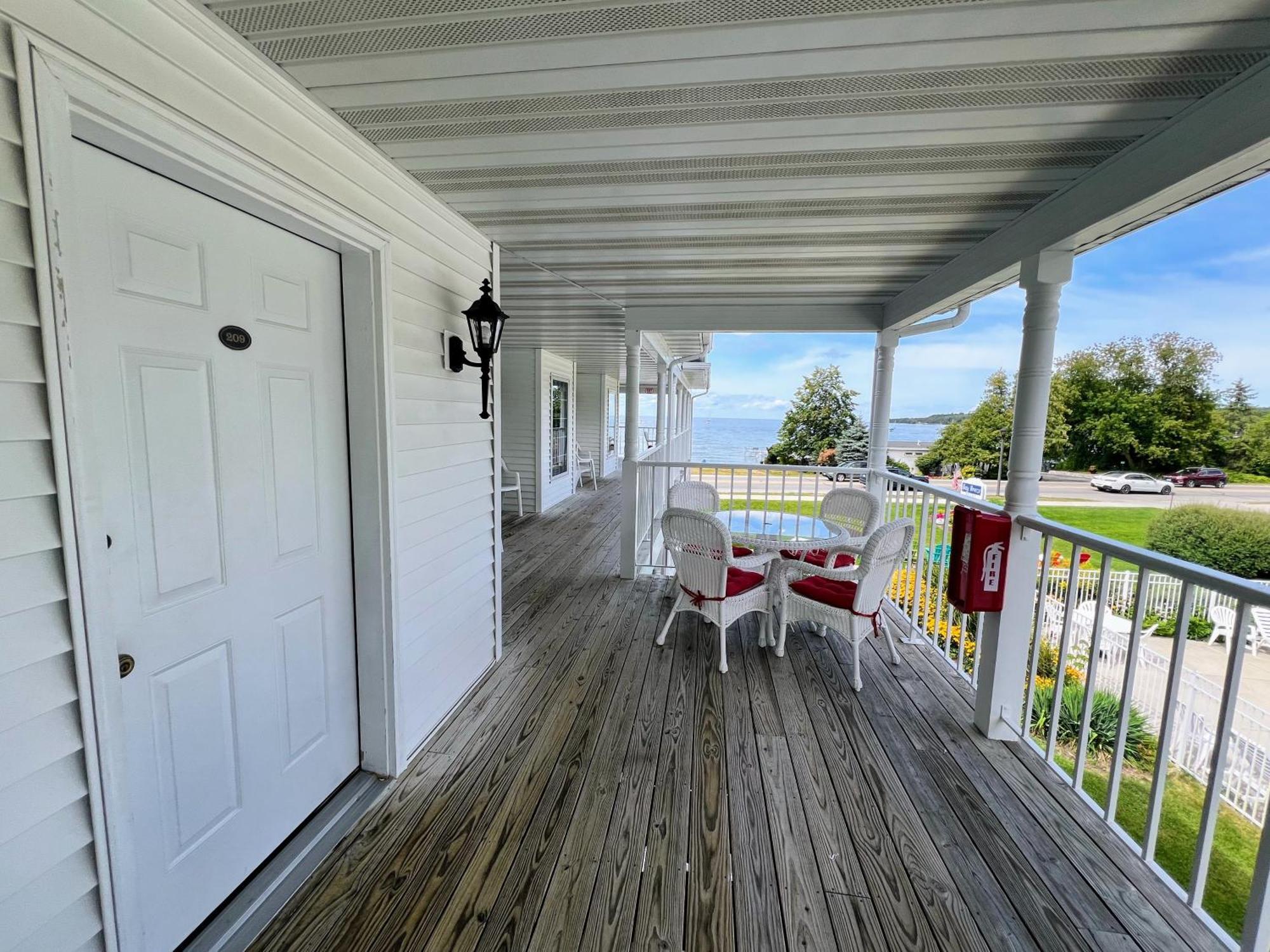 Bay Breeze Resort Ephraim Exterior foto