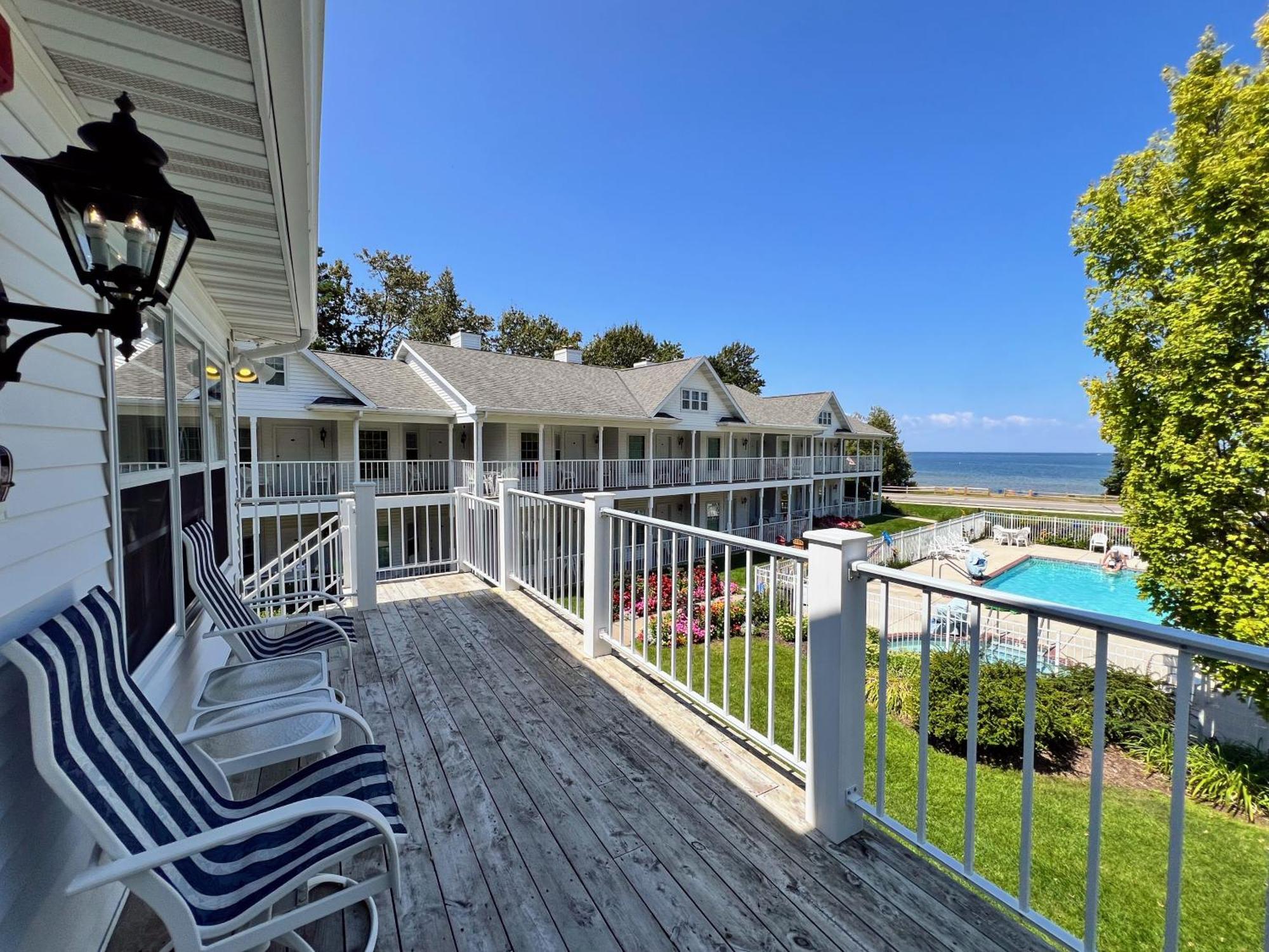 Bay Breeze Resort Ephraim Exterior foto